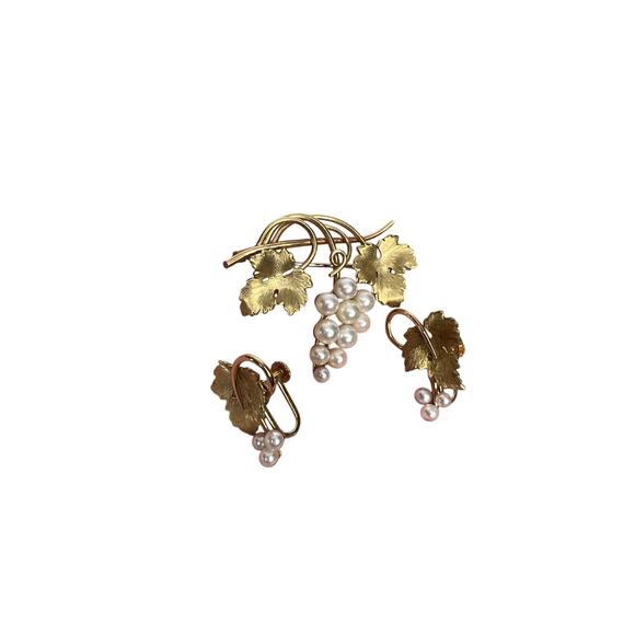 Vintage Krementz Pearl Grapes and Grape Leaf Vine Gold Overlay Brooch & Earrings - Picture 1 of 9